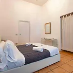 Carafa Pensión Nápoles